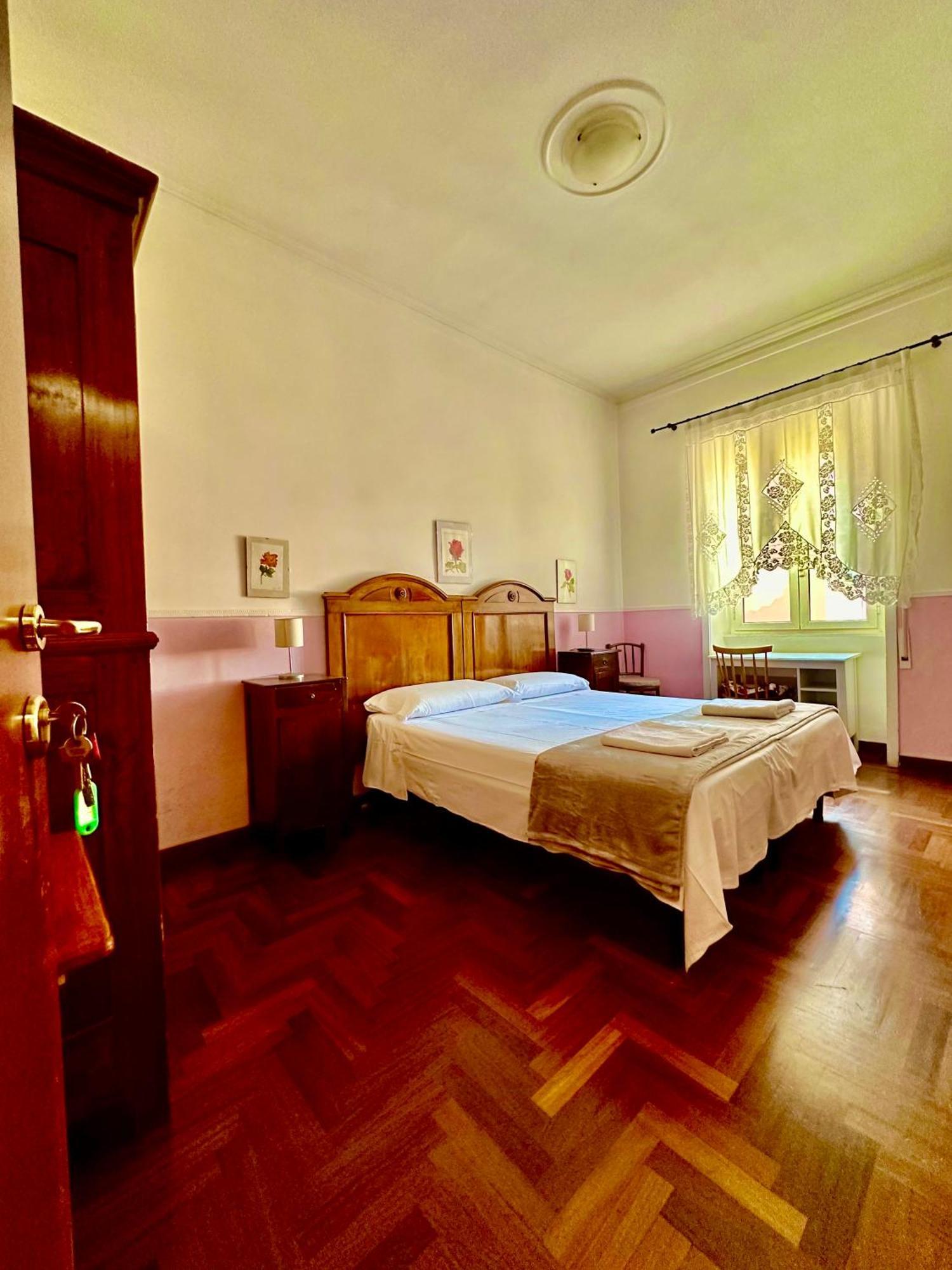 Pardis Guest House Rom Exterior foto